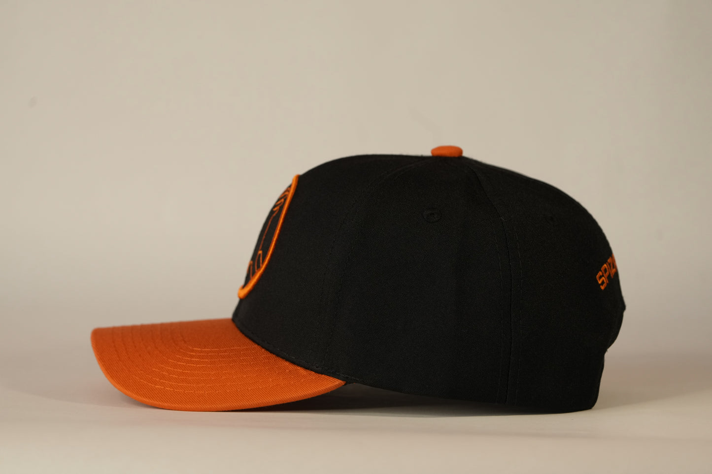 Gorra Spizaetus clásica - Naranja y negra